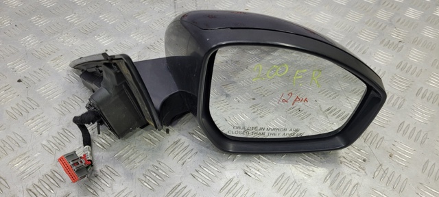 Наружное зеркало правое LR068145 LAND ROVER