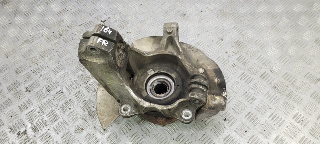 Цапфа - поворотный кулак передний, правый LR072598 LAND ROVER