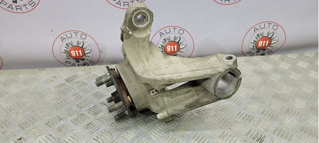 LAND ROVER LR077914 Цапфа (поворотный кулак) передний правый в наличии Ужгород