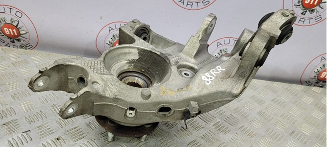 Цапфа (поворотный кулак) задний правый LR079583 LAND ROVER