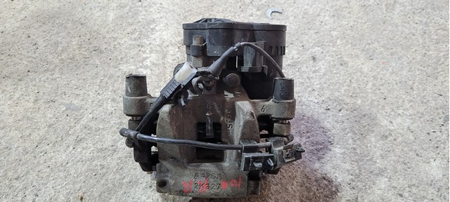 Суппорт тормозной задний правый LR090703 LAND ROVER