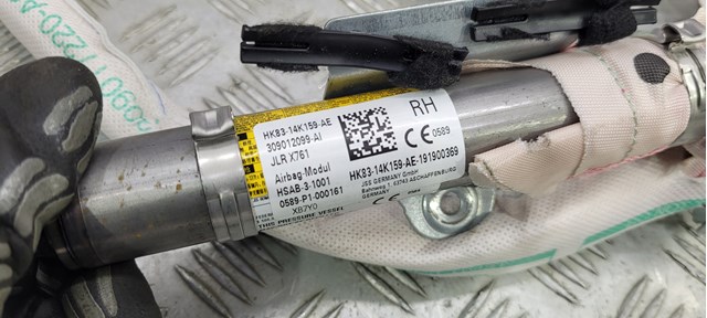 LR106220 LAND ROVER Шторка боковая, правая купить в Николаев