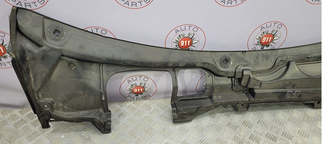 LR111639 LAND ROVER Водосток лобового стекла, жабо купить в Кривой Рог