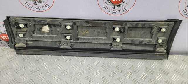 LR116798 Молдинг двери задней правой нижний купить Кривой Рог