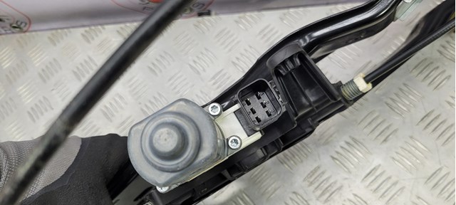 LAND ROVER LR165909 Механизм стеклоподъемника двери передней левой в наличии Харьков