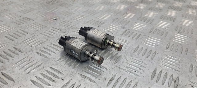  Клапан положения распредвала PYFA12360 MAZDA