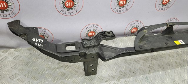 JAGUAR T2H17604 Суппорт радиатора верхний (монтажная панель крепления фар) в наличии Ровно
