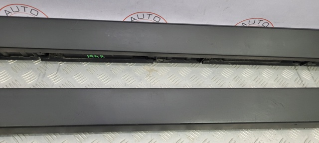 T4A3867 JAGUAR Накладка (молдинг) порога наружная левая купить в Полтава