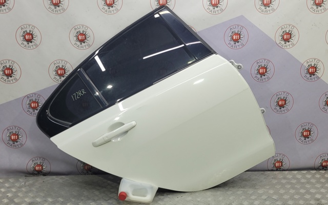 Задняя правая дверь T4N2634 JAGUAR