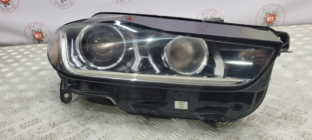 Фара передняя правая T4N7683 JAGUAR
