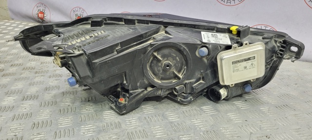 JAGUAR T4N7686 Фара левая в наличии Винница