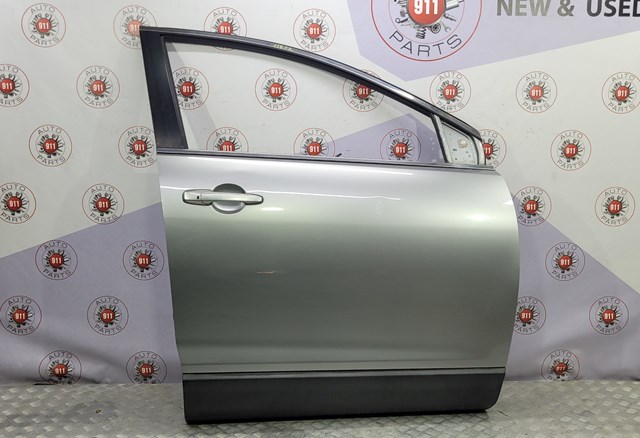 Пассажирская передняя дверь TDY15802XJ MAZDA