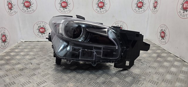 Фара передняя правая TK5051031C MAZDA