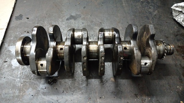 VAG 038105021C Коленвал в наличии Ирпень