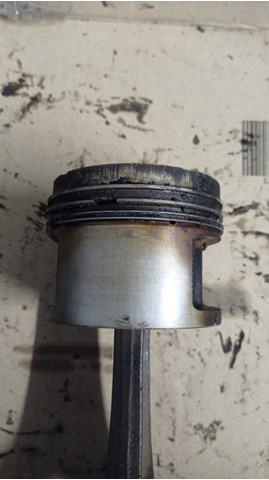 Поршень в комплекте на 1 цилиндр, STD 11251722503 BMW