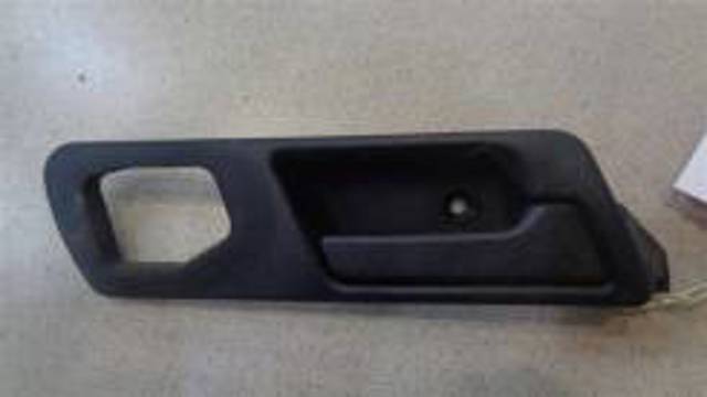 Ручка двери передней внутренняя правая 51211944370 BMW
