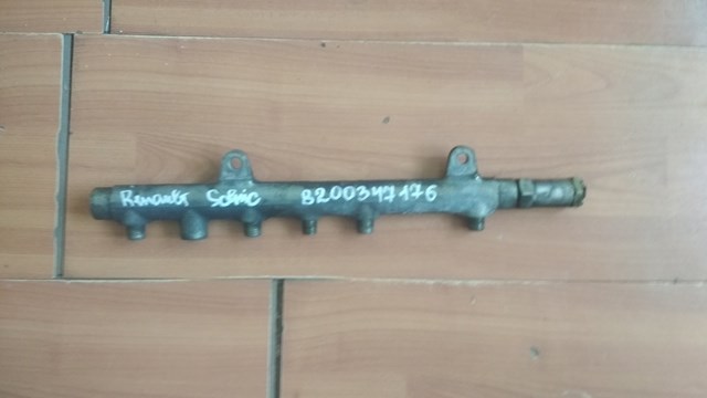 Топливная рампа 8200347176 RENAULT