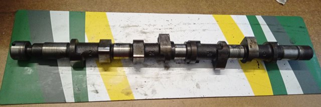 Вал распределительный Рено Сценик I