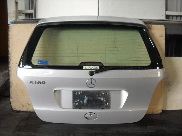Дверь багажника  mercedes benz w168 (со стеклом) цена в сборе A1687405205