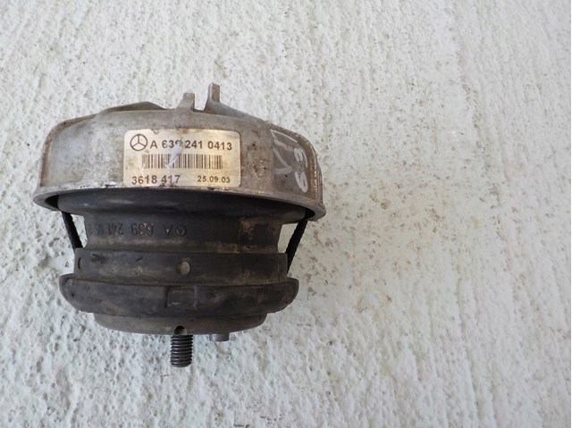 Подушка (опора) двигателя, передняя A6392410413 MERCEDES