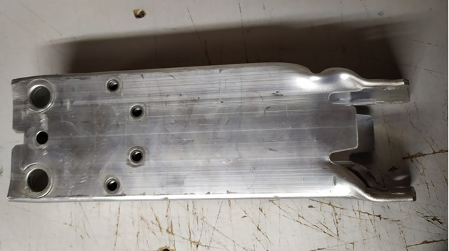 51117406388 Кронштейн усилителя переднего бампера купить Запорожье