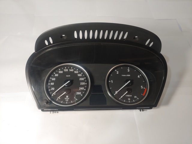 62109236818 BMW Приборная доска (щиток приборов) купить в Павлоград