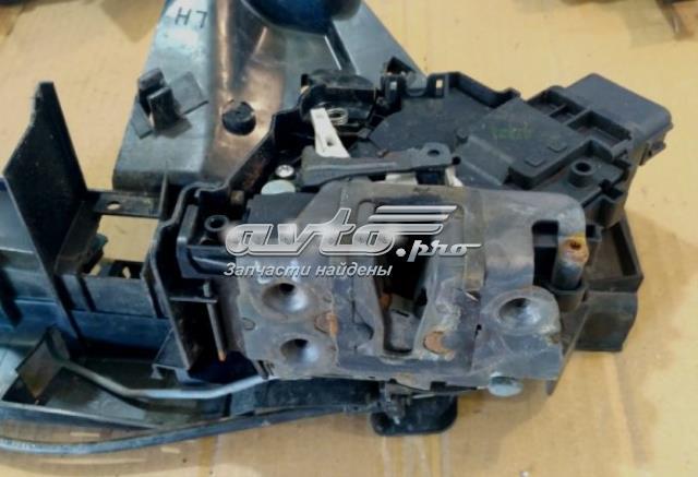 FORD 1383048 Замок двери передней левой в наличии Тернополь