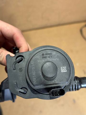 11515A020E0 BMW Дополнительная помпа купить в Винница