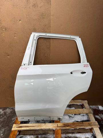 Дверь пассажирская задняя левая 41007465533 BMW