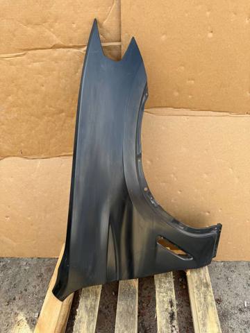 Правое крыло 41007491382 BMW
