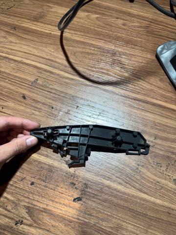 51117399982 Направляющая переднего бампера правая купить Винница