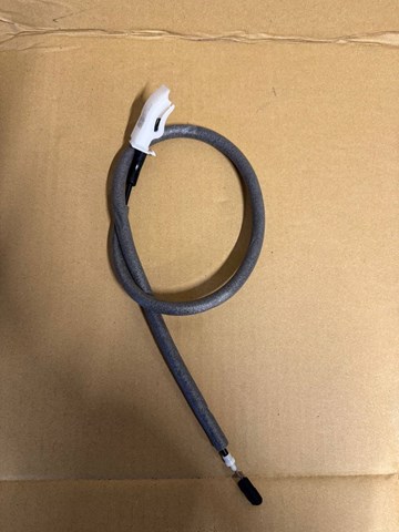 51217281604 BMW Трос открывания капота передний купить в Запорожье