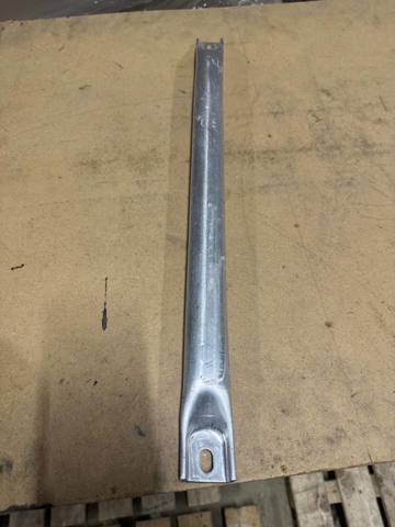 BMW 51617329745 Распорка передних стоек подвески левая в наличии Каменское