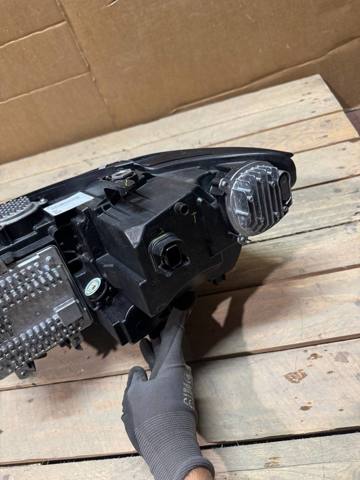 BMW 63118496160 Правая фара в наличии Полтава
