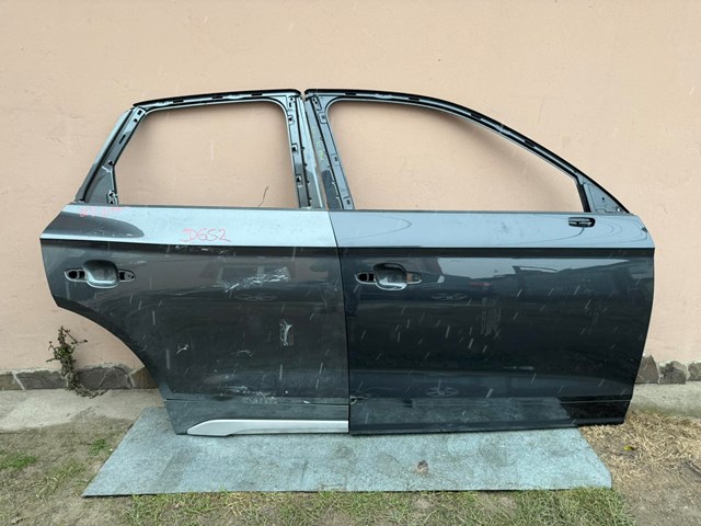 VAG 80A831052NSTL Дверь передняя правая в наличии Чернигов