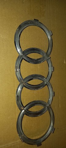 VAG 8T08536052ZZ Эмблема решетки радиатора в наличии Хмельницкий