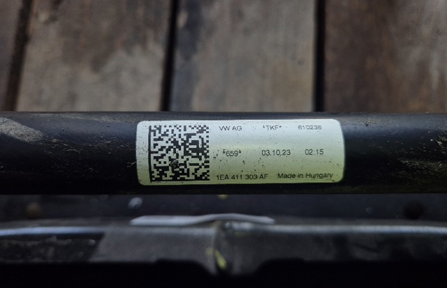 Стабилизатор передней подвески 1EA411303AF VAG