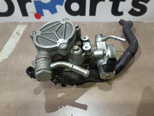 Вакуумный насос PYFA18G00 MAZDA