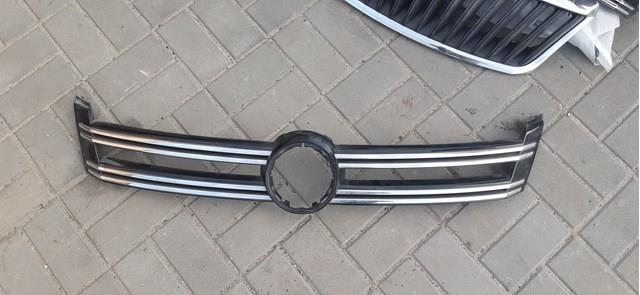 VAG 5N0853651H Решетка радиатора в наличии Кривой Рог
