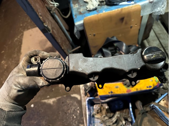0248L1 PEUGEOT Клапанная крышка купить в Черновцы