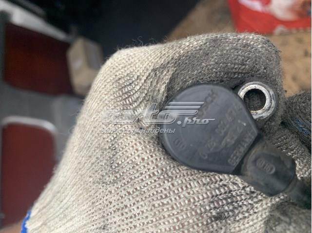 Датчик оборотов коленвала 0281002474 BOSCH