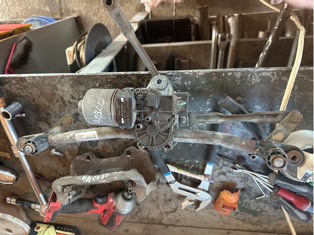 Трапеция дворников 0390241564 BOSCH