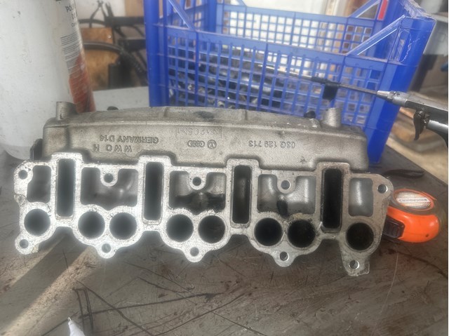 Впускной коллектор 03G129713 VAG