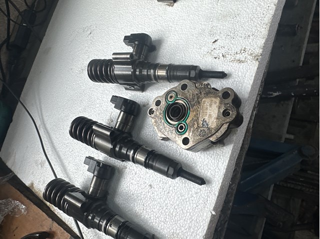 Топливный насос, механический 0440020039 BOSCH