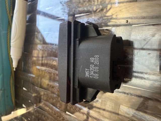 1222988 FORD Кнопка аварийки купить в Львов