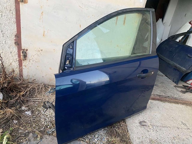 Стекло водительской двери 1342624 FORD