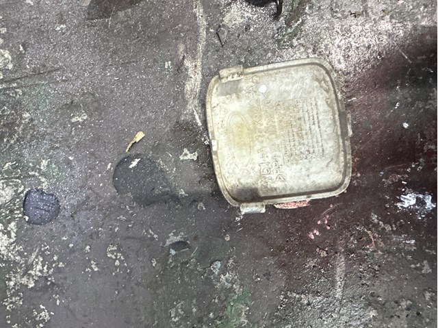 FORD 1353157 Заглушка бампера буксировочного крюка задняя в наличии Львов