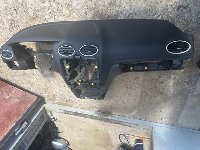 FORD 1567508 в наличии Житомир