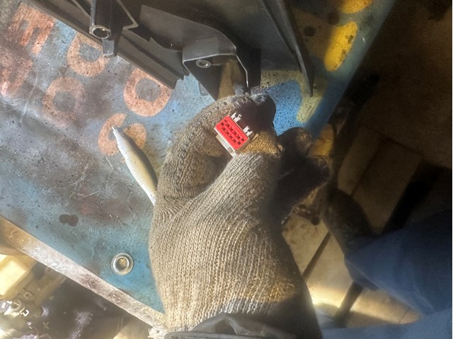 1728310 FORD Левое боковое зеркало купить в Харьков