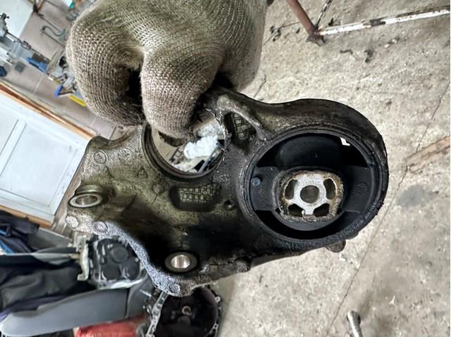 Опора подвесного подшипника передней полуоси 1807GS PEUGEOT